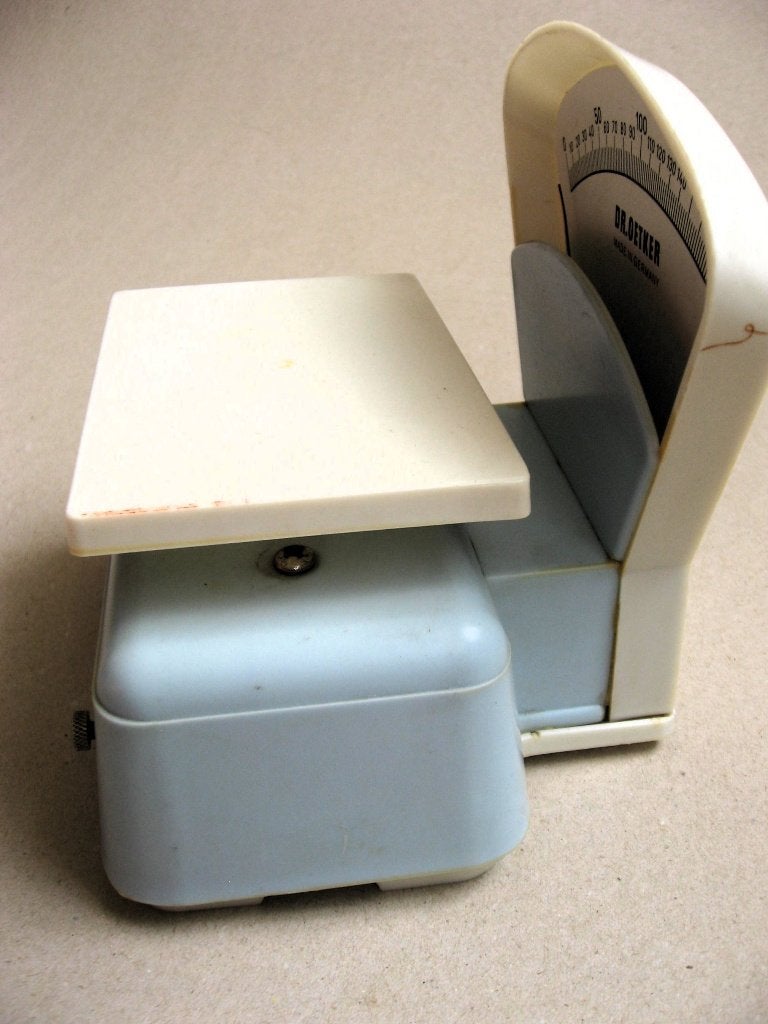 Retro Dr Oetker weegschaal jaren 70, Verzamelen, Ophalen of Verzenden, Huis en Inrichting