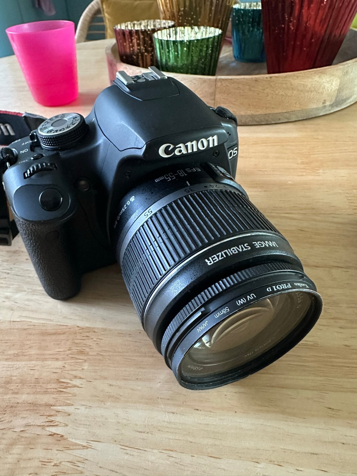 Canon EOS 500D met 18-55mm lens, 3 accu's en oplader, Gebruikt, Spiegelreflex, Canon, Ophalen of Verzenden
