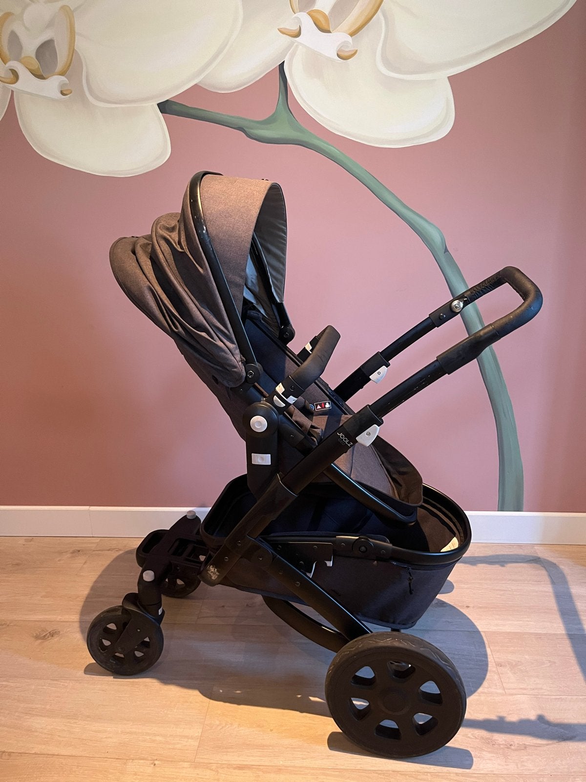 Joolz GEO2 Kinderwagen Antraciet met reiswieg en accessoires, Kinderen en Baby's, Kinderwagens en Combinaties, Gebruikt, Met reiswieg