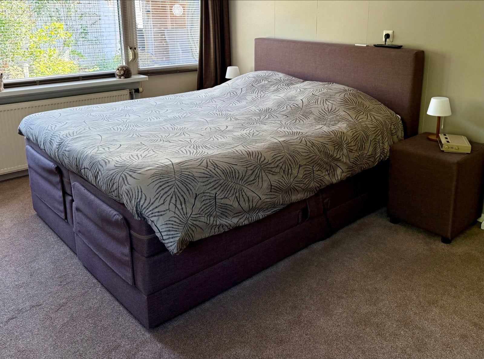 Elektrisch verstelbare boxspring 160x200 met splittopper, Huis en Inrichting, Ophalen, Verstelbaar, Bruin, Tweepersoons