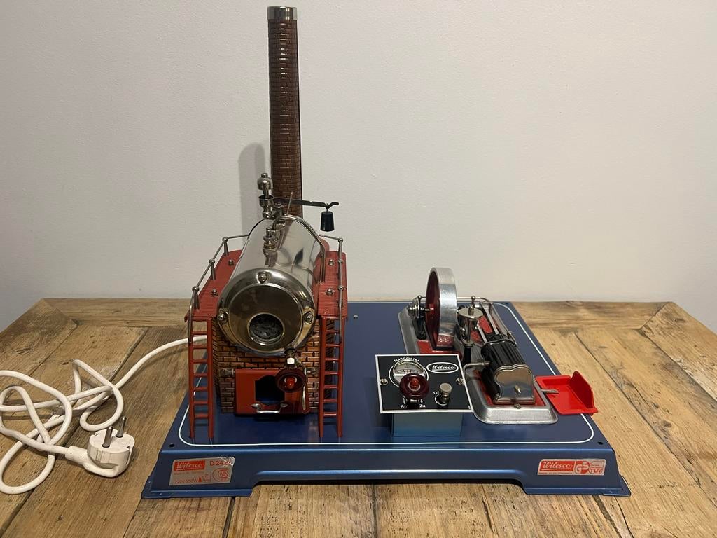 Wilesco D242 stoommachine, Ophalen of Verzenden, Gebruikt