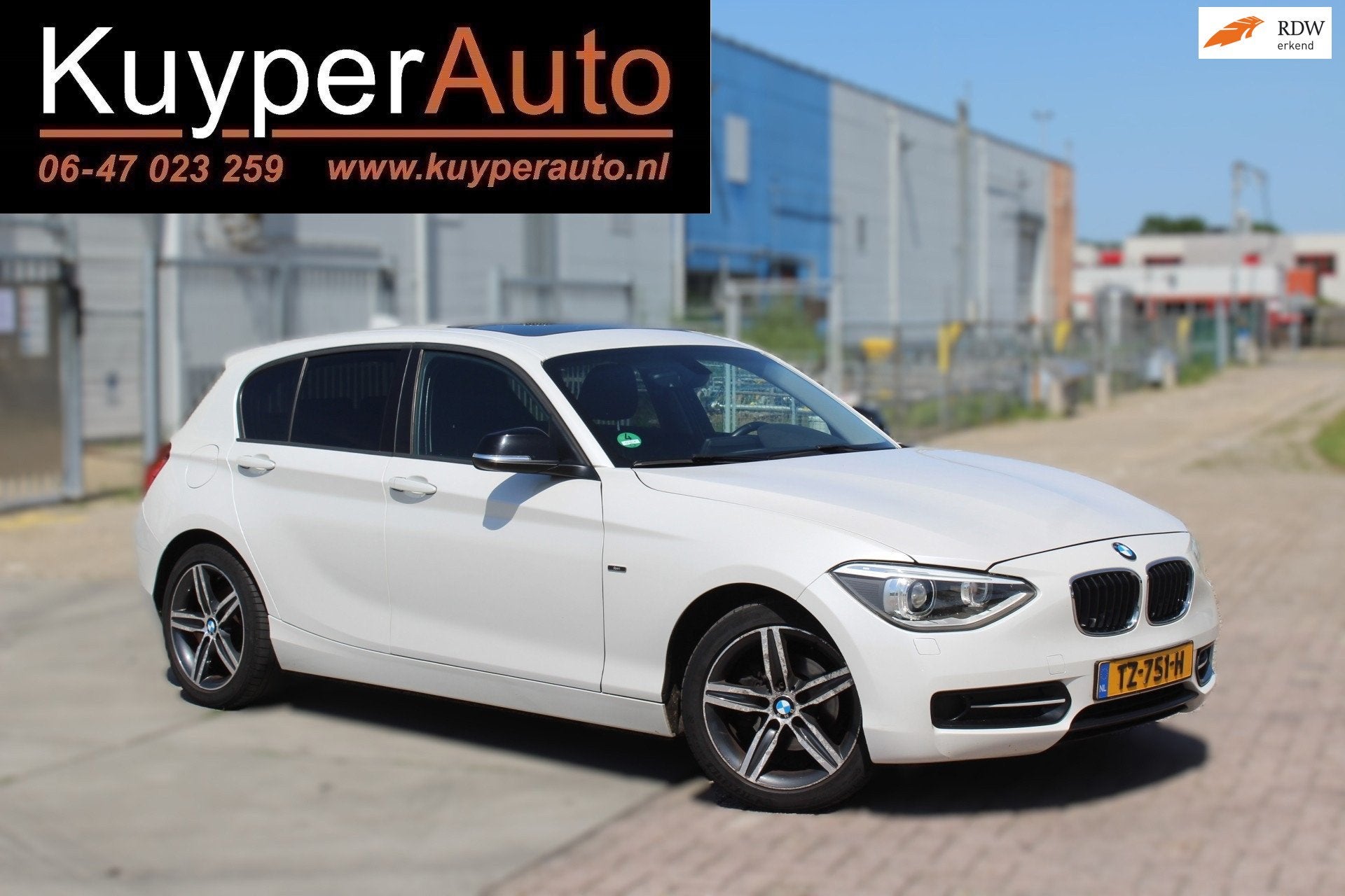 BMW 1-serie 116i Business Sport AUTOMAAT ELEKTR DAK SENSOREN, Auto's, BMW, Euro 5, Gebruikt, 4 cilinders, Wit