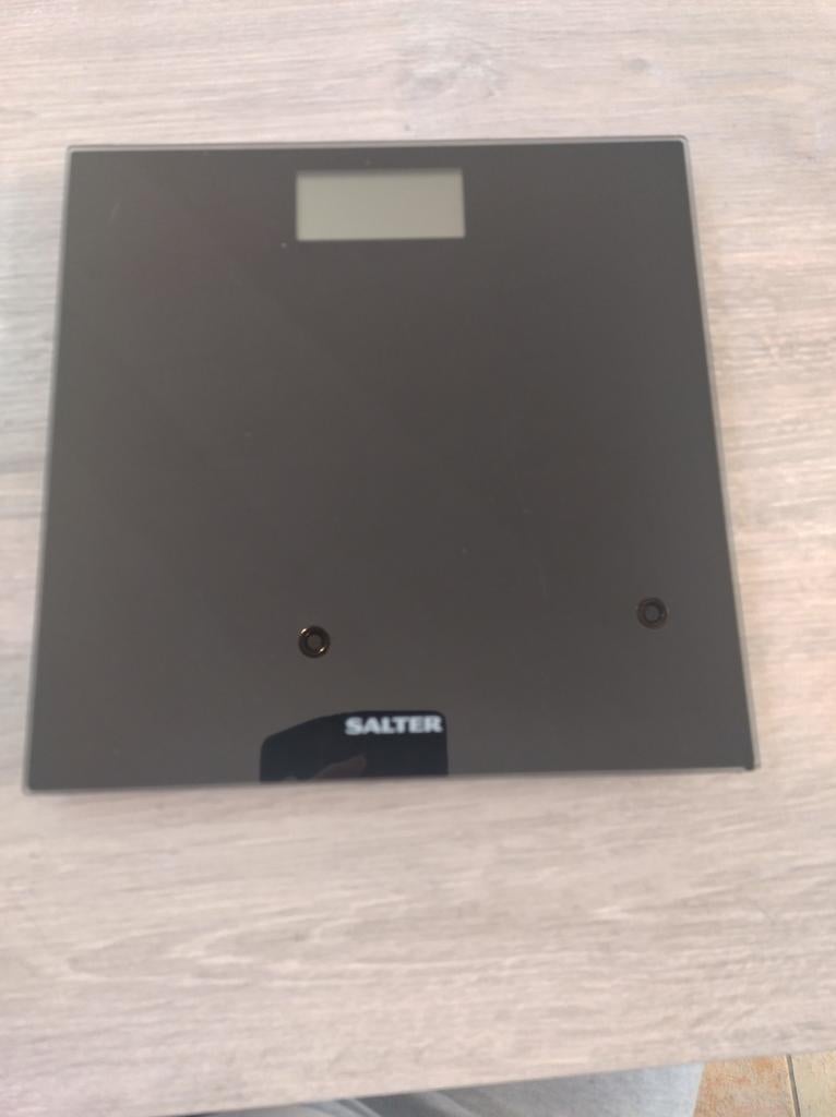 Digitale Personenweegschaal Zwart - Salter, Witgoed en Apparatuur, Weegschalen, Ophalen of Verzenden, 1 tot 500 gram, Personenweegschaal