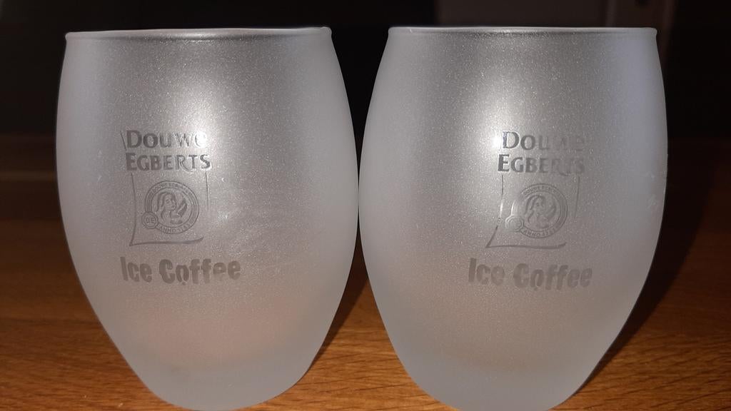2 douwe egberts ice koffie glazen, Ophalen, Zo goed als nieuw, Overige typen