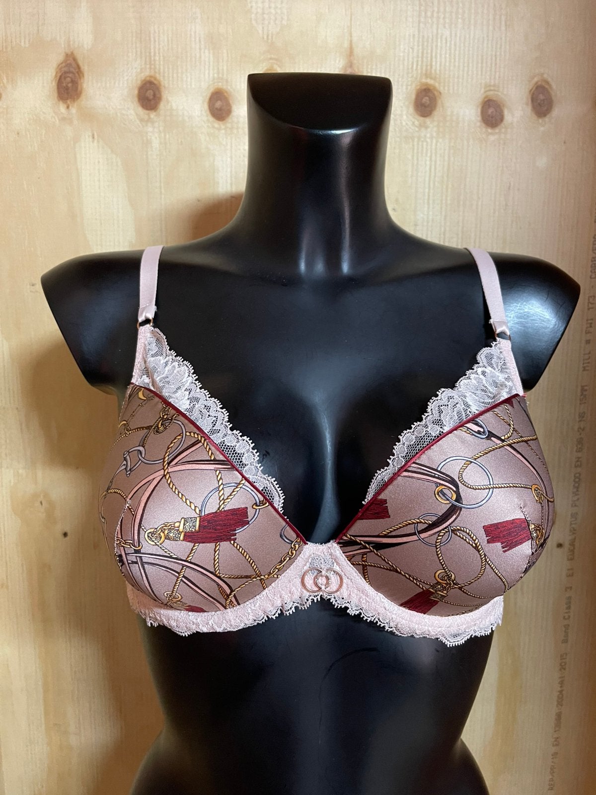 Lise Charmel Bh Maat 70a -75a 70b Model seduction cavaliere, Verzenden, Beige, BH