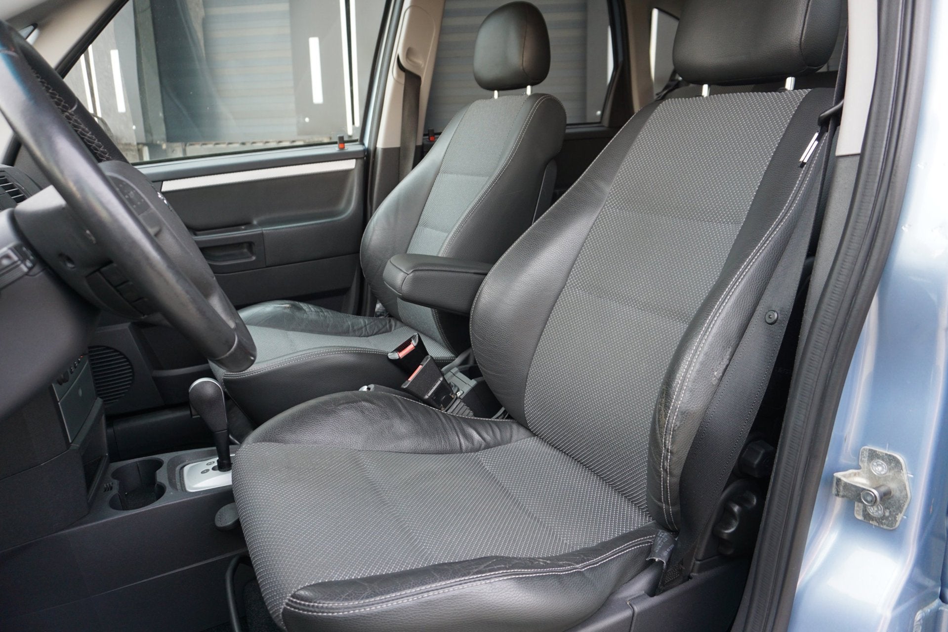 Opel Meriva 1.6-16V Cosmo, Auto's, Gebruikt, Zwart, 4 cilinders, Parkeersensor