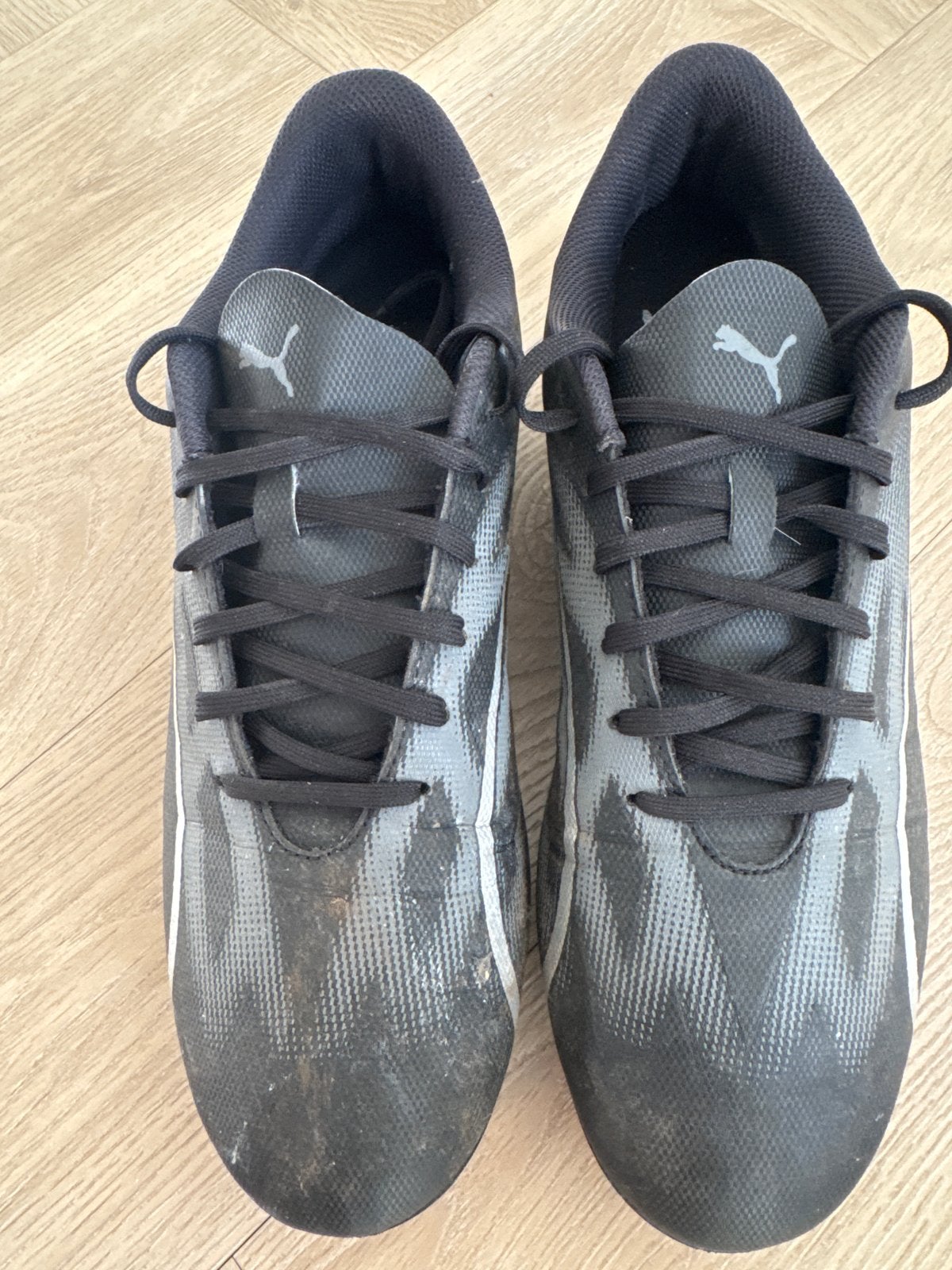 Puma voetbalschoenen maat 44 - Zo goed als nieuw, Ophalen of Verzenden, Zo goed als nieuw, Schoenen