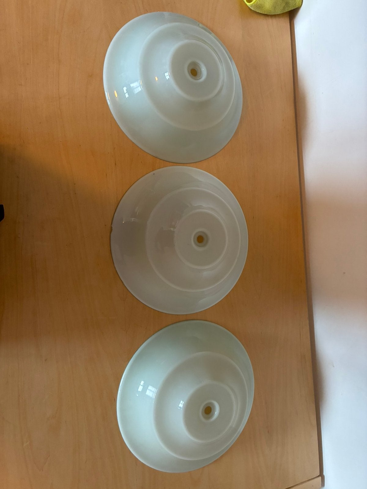 3 melkglas lampenkappen, Ophalen, Gebruikt, 9 cm, Overige typen