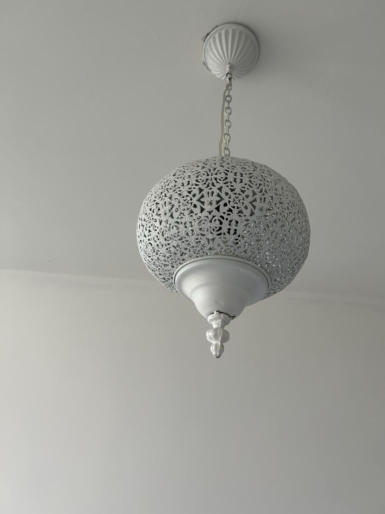 Prachtige Arabische hanglamp - Wit metaal, Huis en Inrichting, Lampen | Hanglampen, Gebruikt, 50 tot 75 cm, Metaal, Ophalen