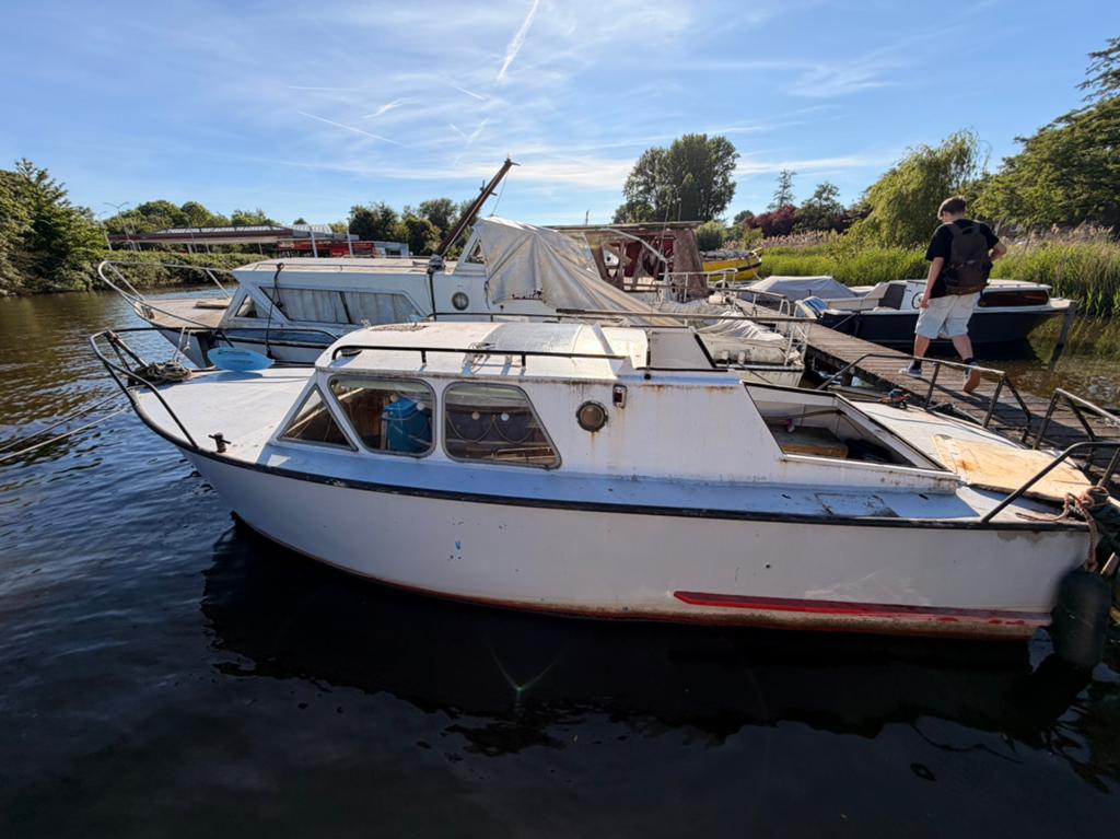 motorkruiser van staal, Watersport en Boten, Binnenboordmotor, Diesel, Kruiser, Zo goed als nieuw