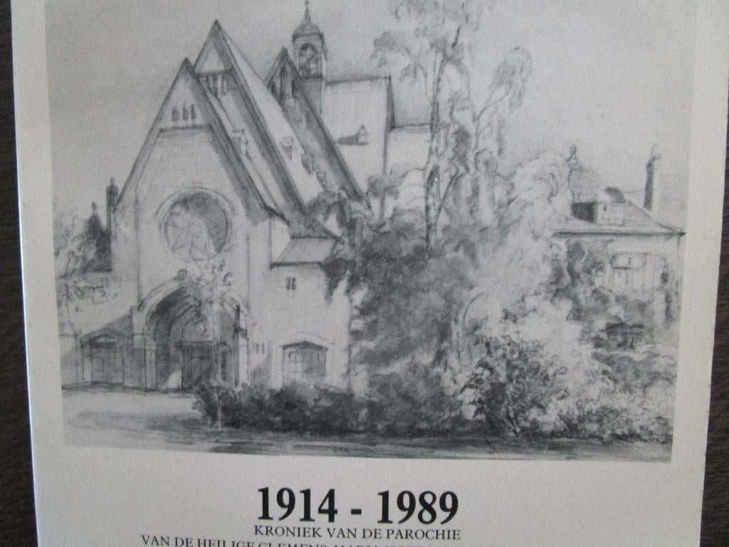 1914-1989 kroniek van de parochie H Clemens Maria Hofbauer, Ophalen of Verzenden, Nieuw