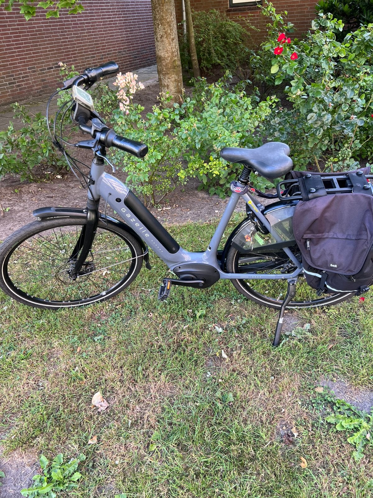 GAZELLE GRONOBLE C8 HMB CONNECT, GPS ondersteuning, izgst., 55 tot 59 cm, Ophalen, Zo goed als nieuw, Gazelle