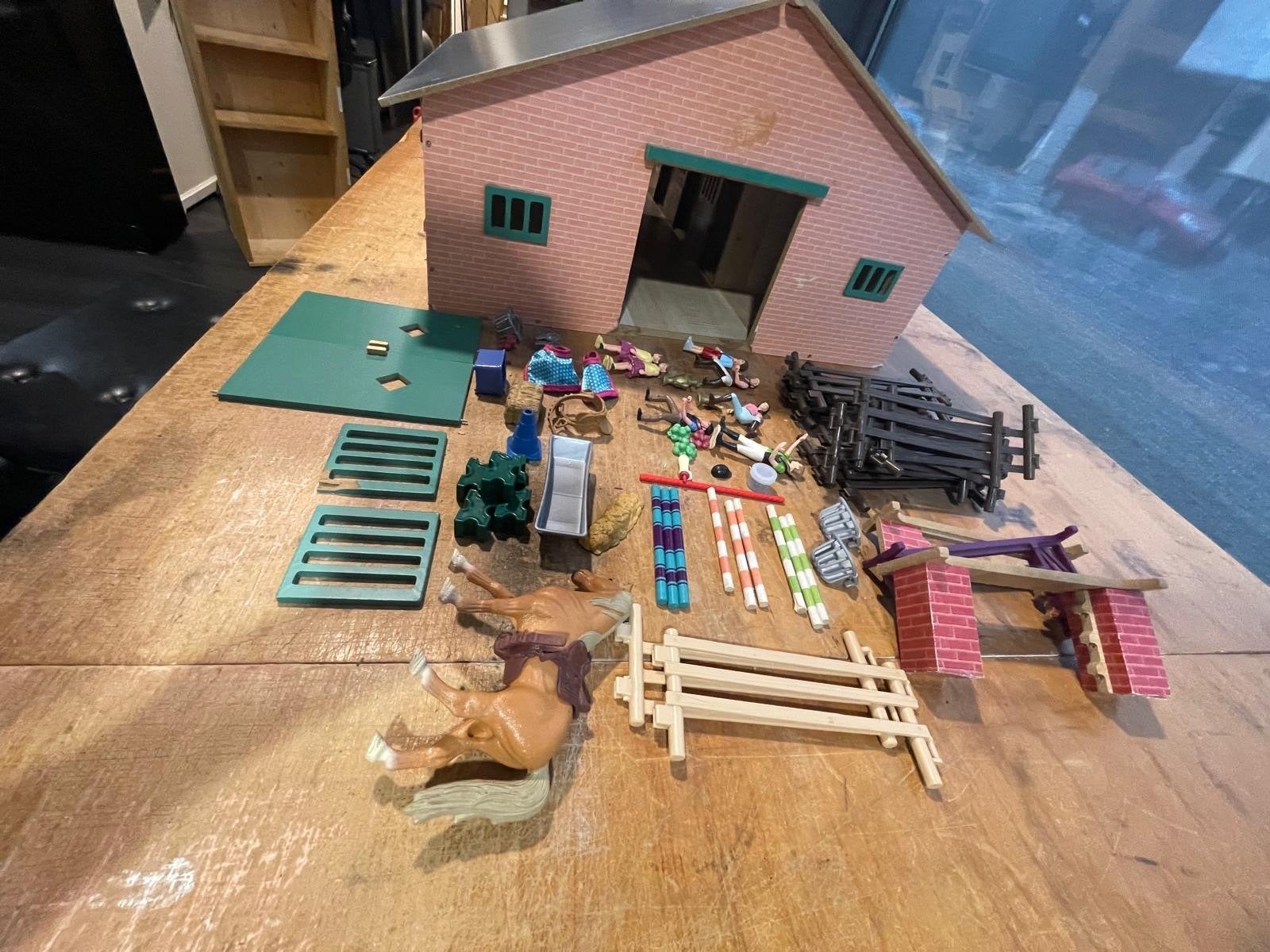 Grote Houten Stal met Accessoires voor Boerderijdieren, Ophalen of Verzenden, Gebruikt, Jongen of Meisje