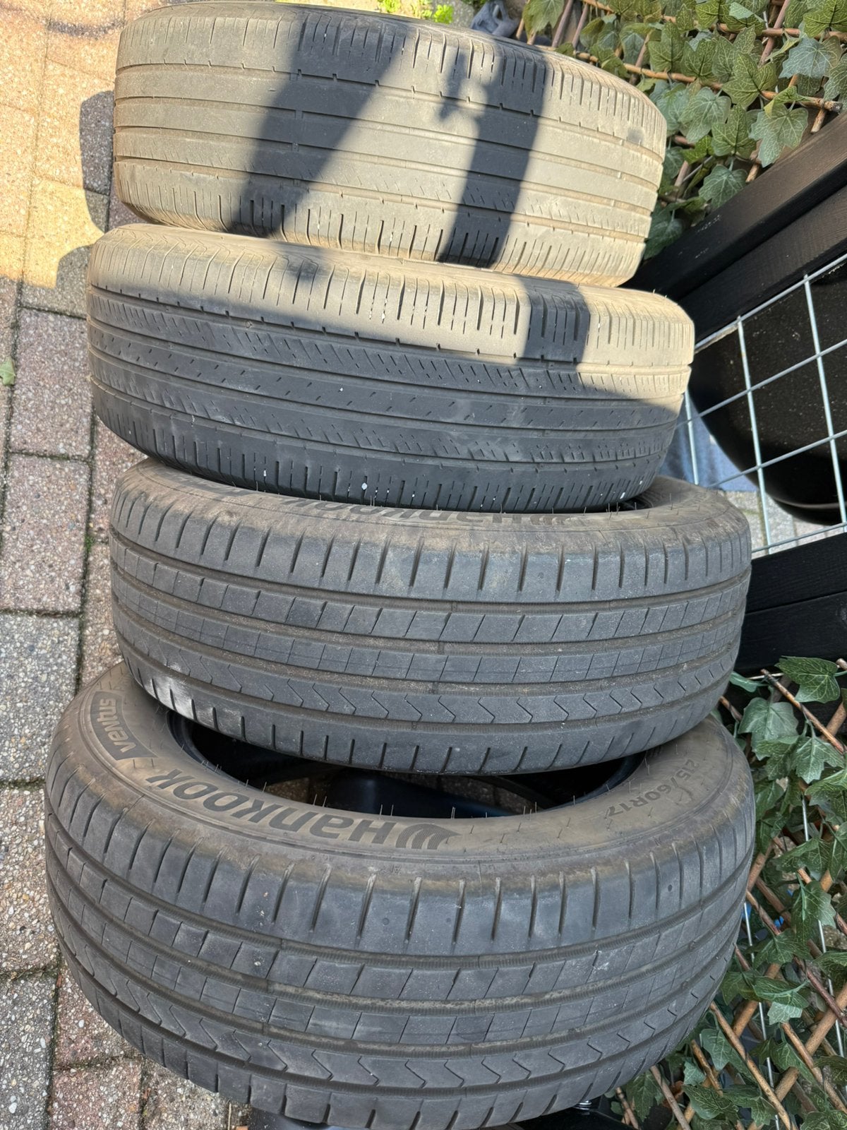 4 hangkook zomerbanden 215/60R17, Ophalen, Zo goed als nieuw
