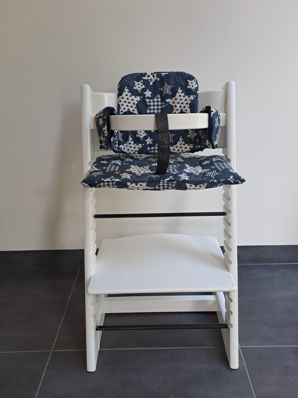 Stokke Tripp Trapp kinderstoel met kussens en gordel, Ophalen, Zo goed als nieuw, Meegroeistoel, Gordel(s)