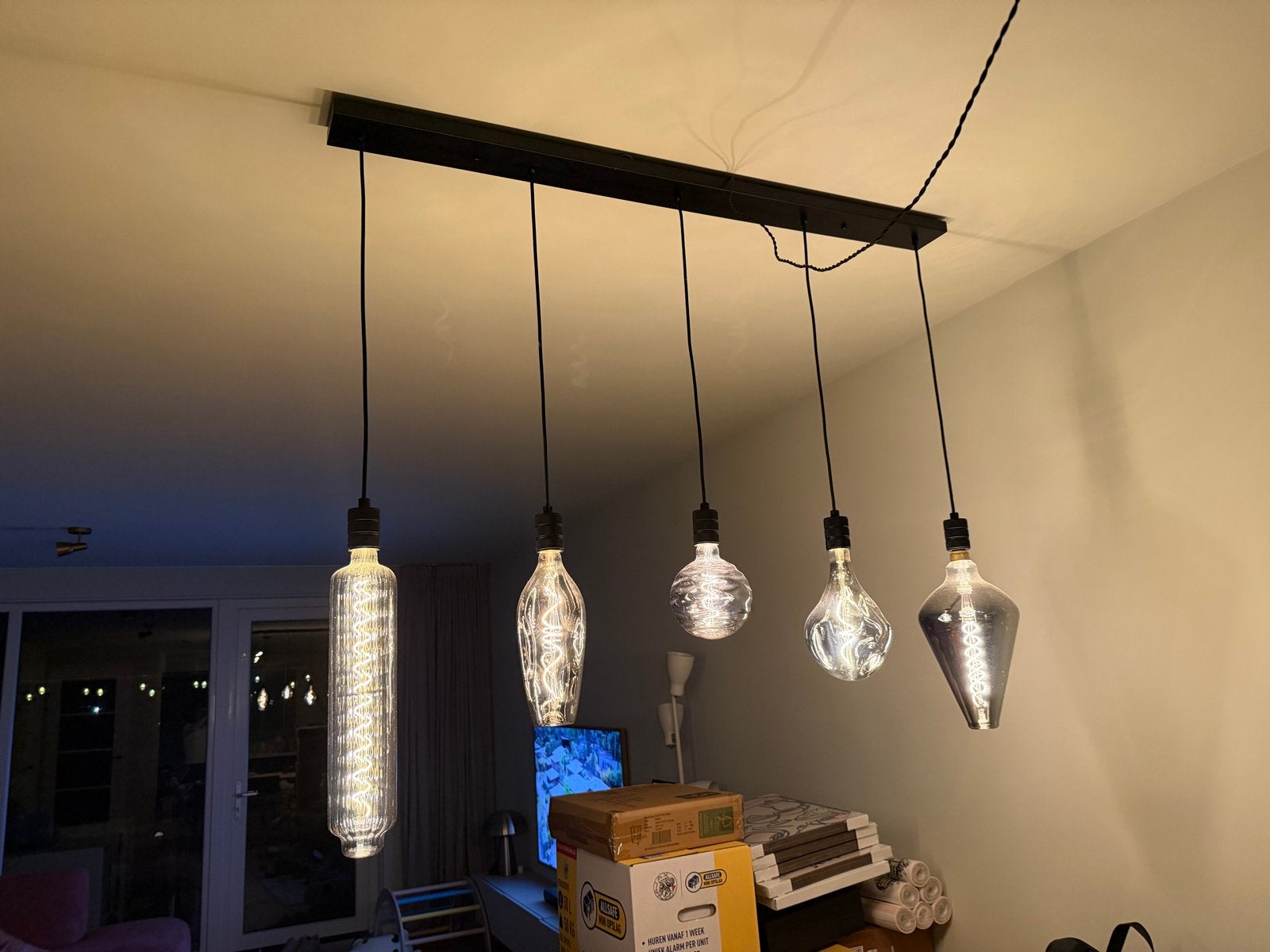 Moderne hanglamp met 5 unieke LED filament lampen, Ophalen, Zo goed als nieuw, Metaal, E27 (groot)