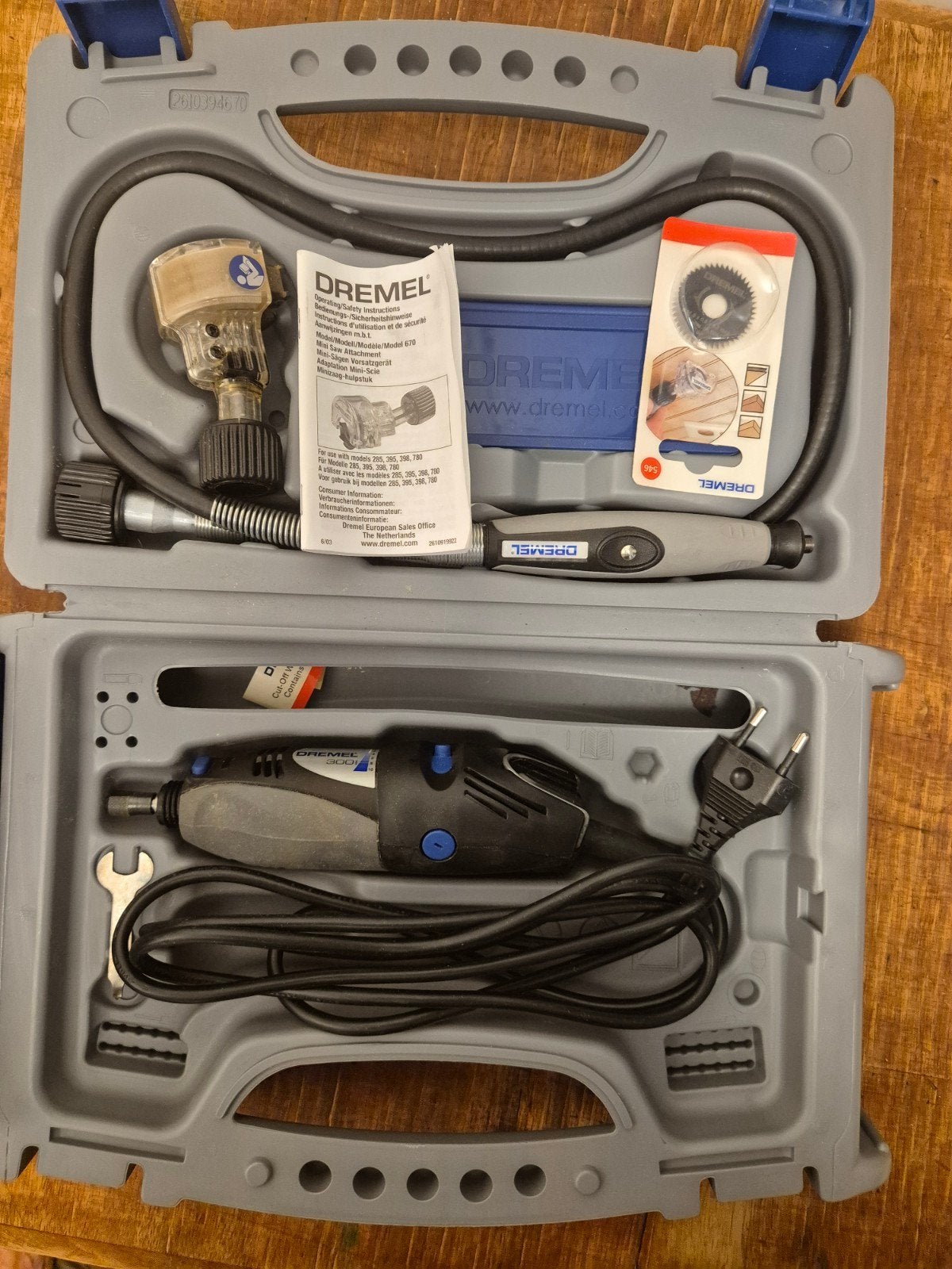 Dremel Multitool 125W met Flexibele As en Accessoires, Ophalen