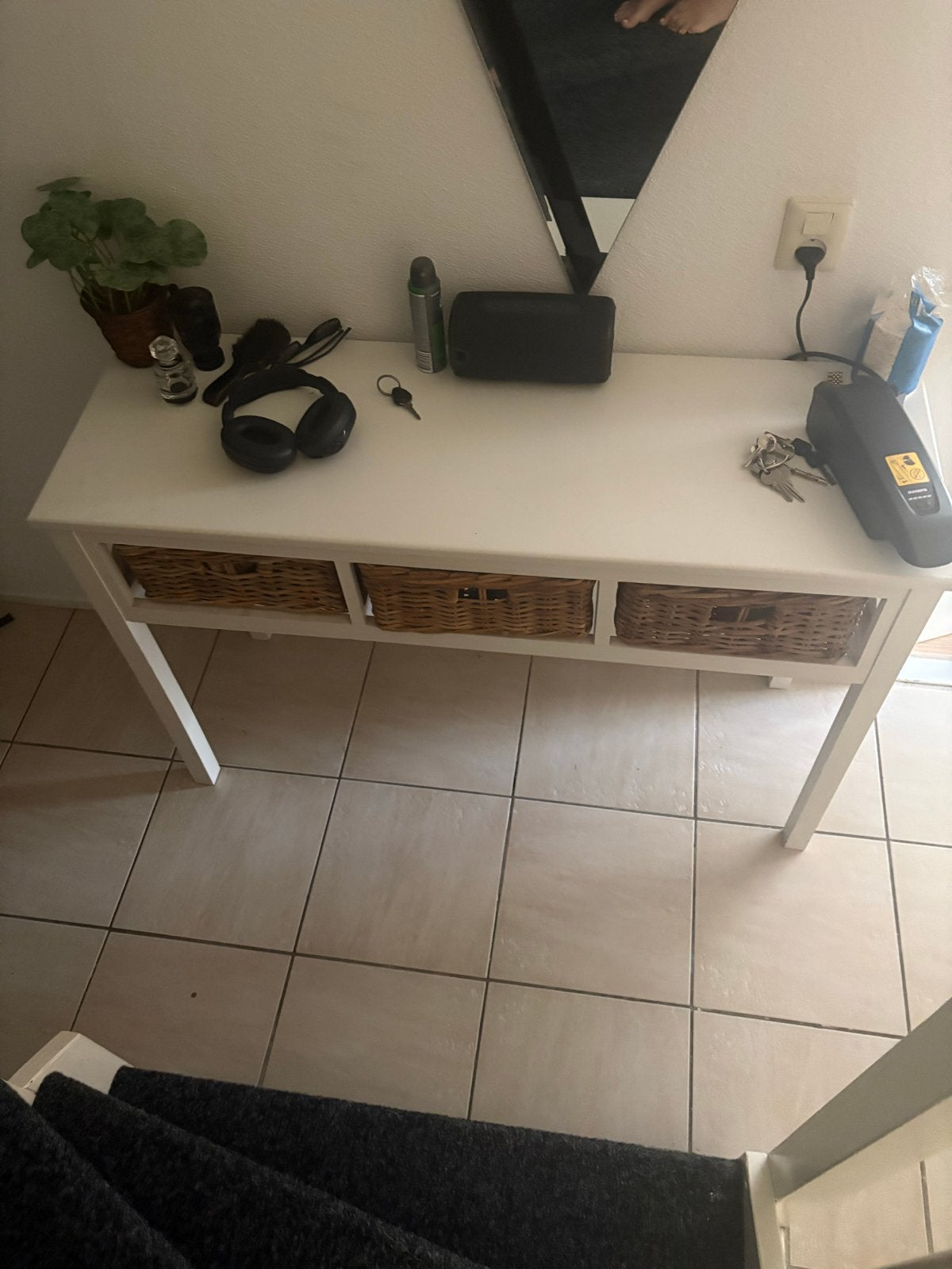Wit kastje met 3 rieten lades, Huis en Inrichting, Kasten | Ladekasten, Ophalen, Gebruikt, 100 tot 150 cm, 3 of 4 laden