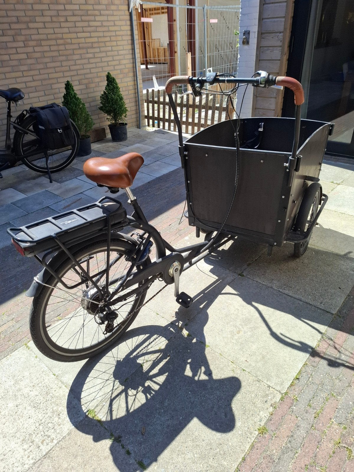 2e Hands  Elektrische Bakfiets te koop, Ophalen, Gebruikt, 4 kinderen of meer
