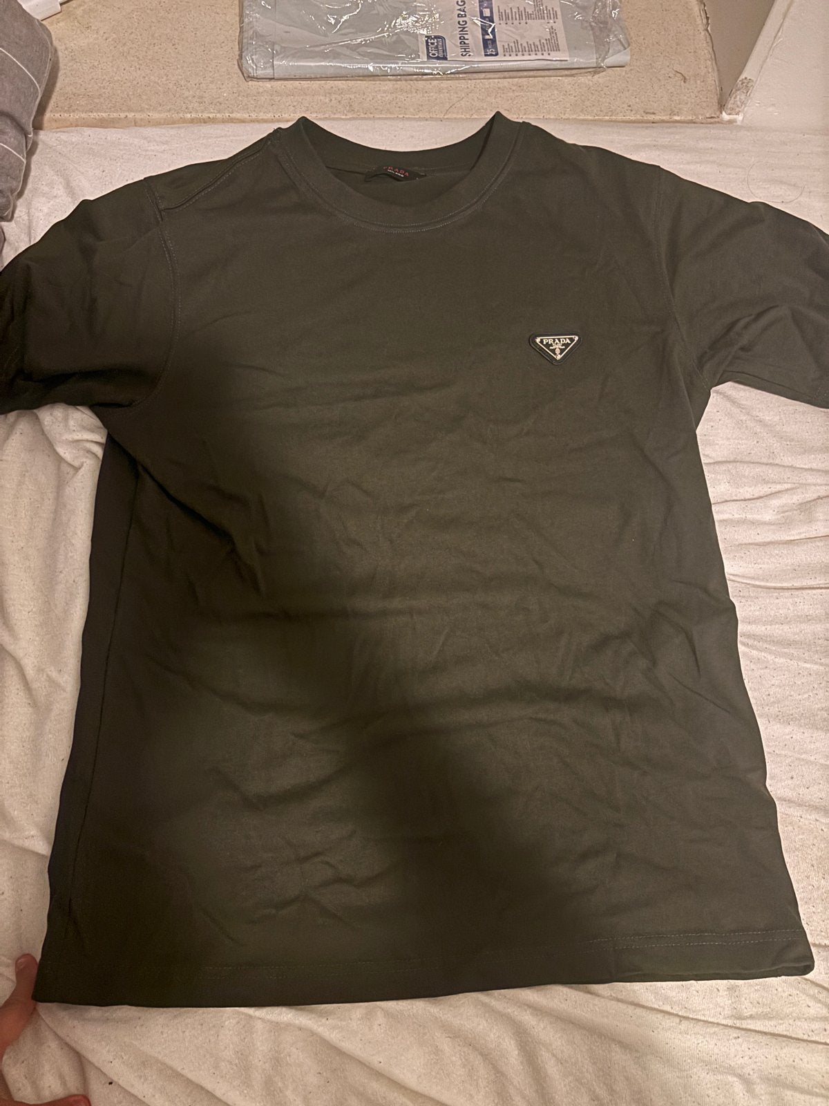 Prada T-shirt - Donkergroen met logo - Maat L, Kleding | Heren, Ophalen of Verzenden, Zo goed als nieuw, Maat 52/54 (L), Groen