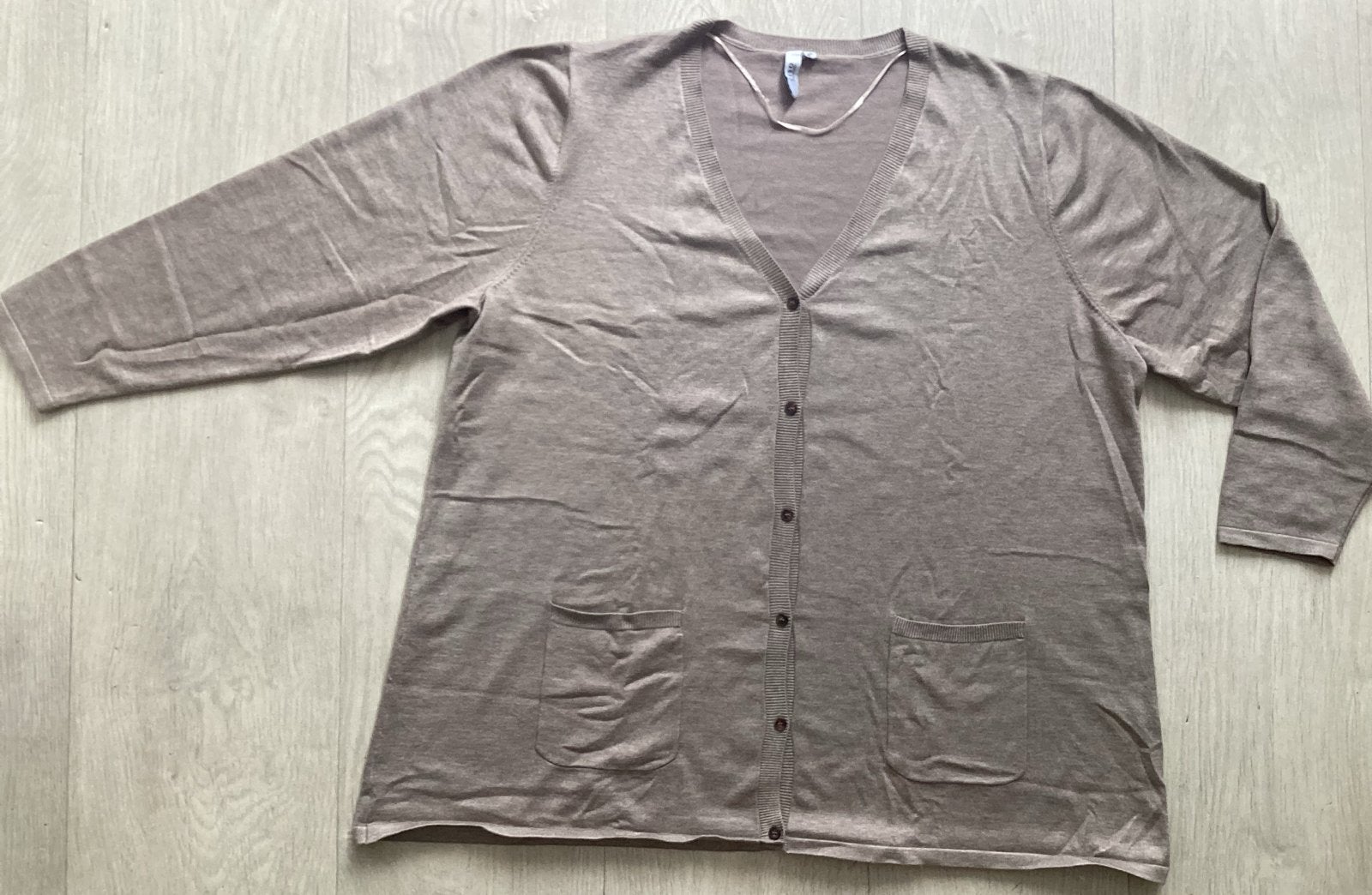 Beige Vest maat 2XL van CISO met Knoopjes en Zakken, Ophalen of Verzenden, Zo goed als nieuw, Bruin, Trui of Vest