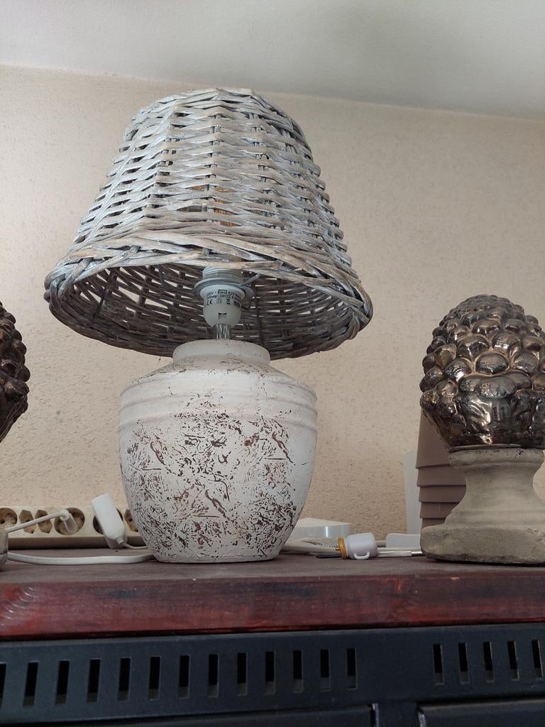 Kruiklamp met rieten kap, Ophalen