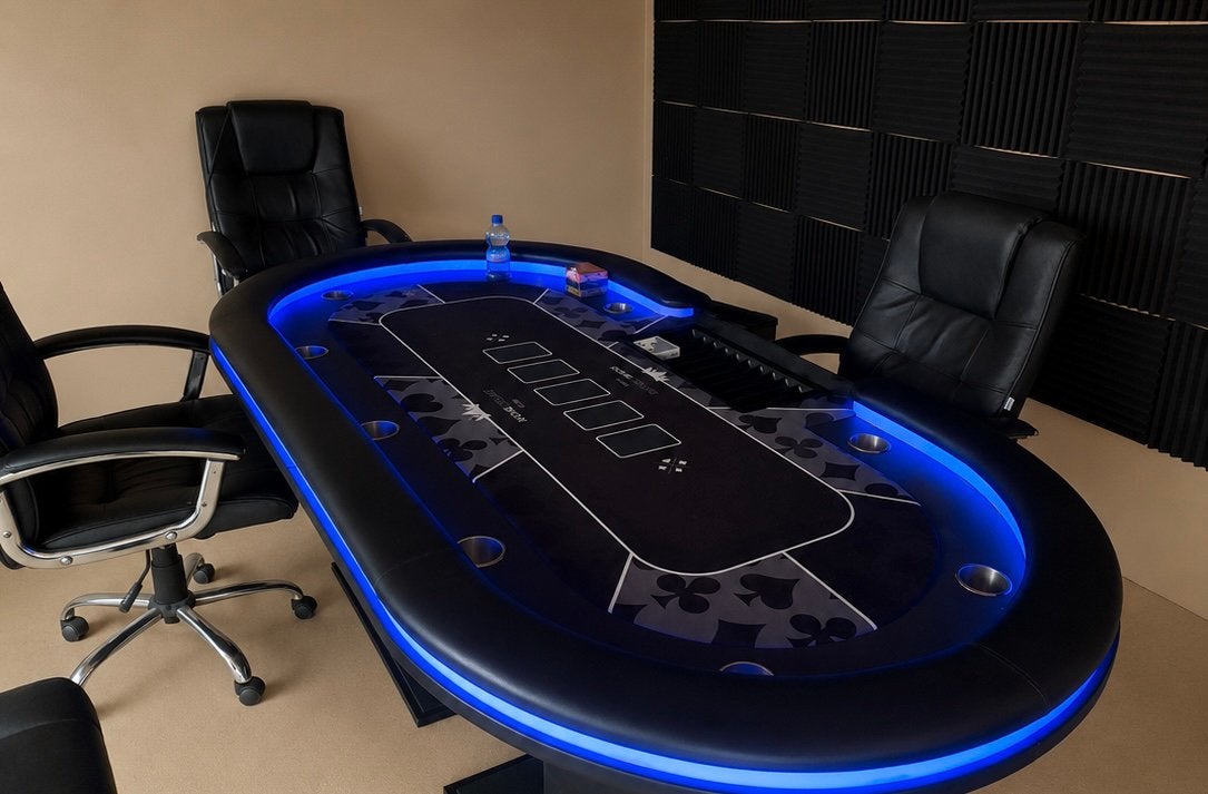 Pokertafel, Vijf spelers of meer, Ophalen of Verzenden, Zo goed als nieuw