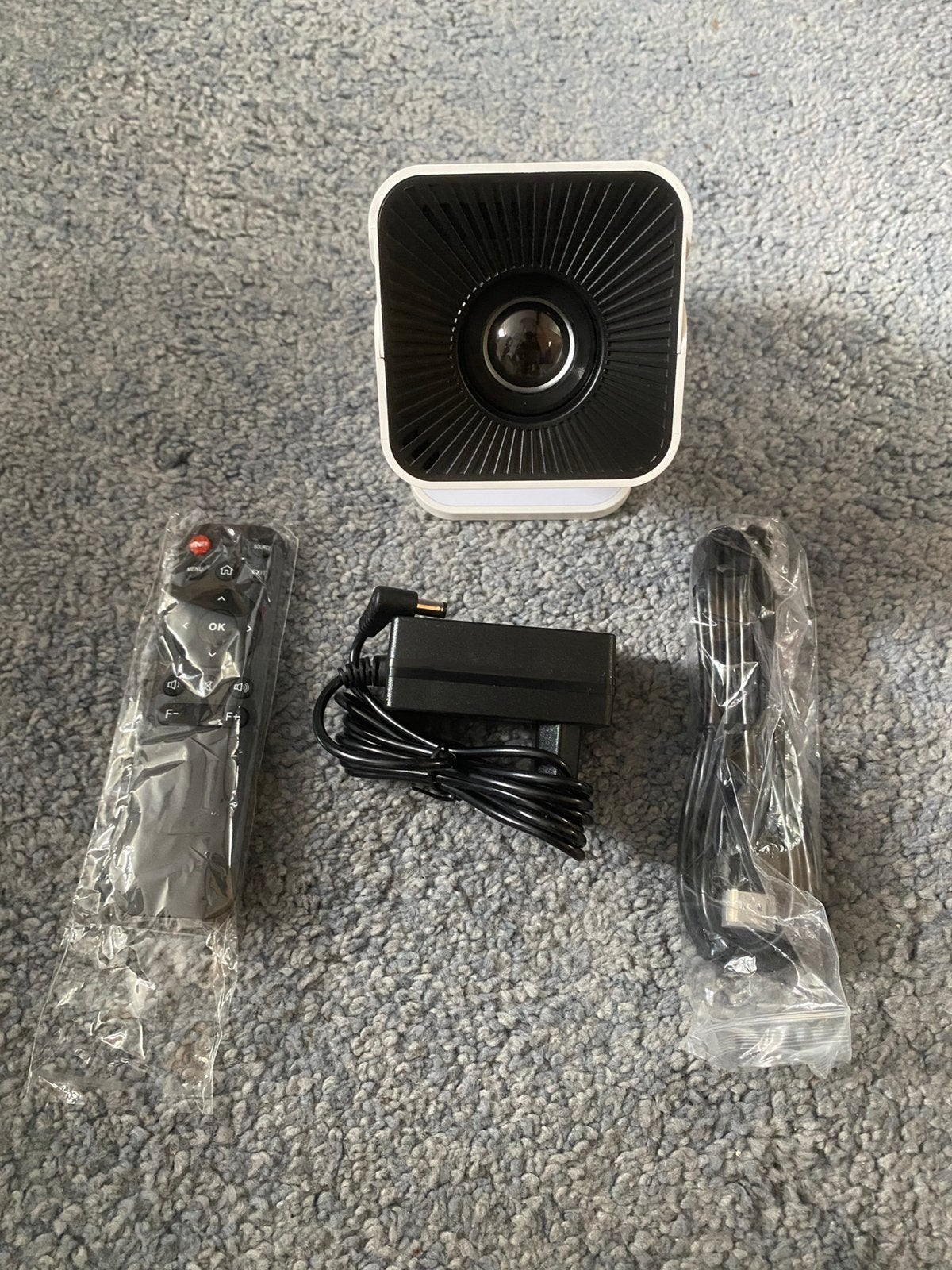 2 in 1 video projector, Ophalen of Verzenden, Nieuw, Overige resoluties