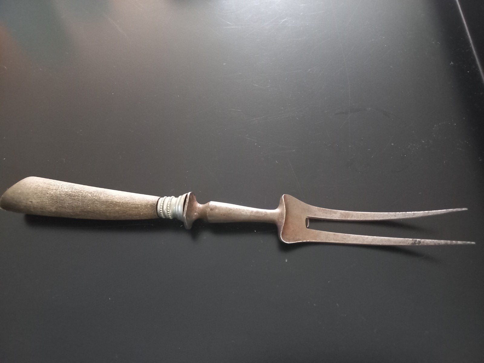 Antieke vleesvork met houten handvat - 26 cm, Ophalen of Verzenden