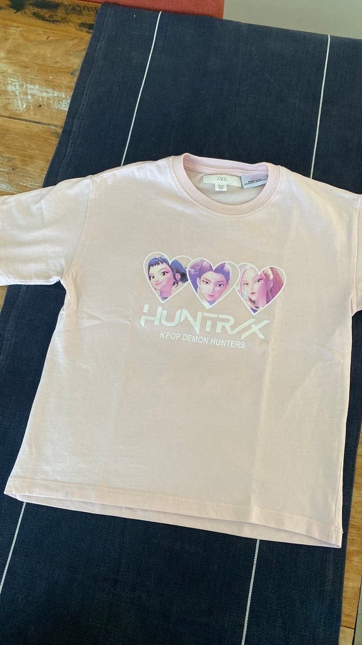 Zara shirt K-POP 8-9 jaar, Kinderen en Baby's, Kinderkleding | Maat 140, Ophalen of Verzenden, Zo goed als nieuw, Meisje, Shirt of Longsleeve