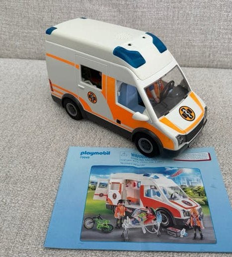Playmobil city life - ambulance, Ophalen of Verzenden, Zo goed als nieuw