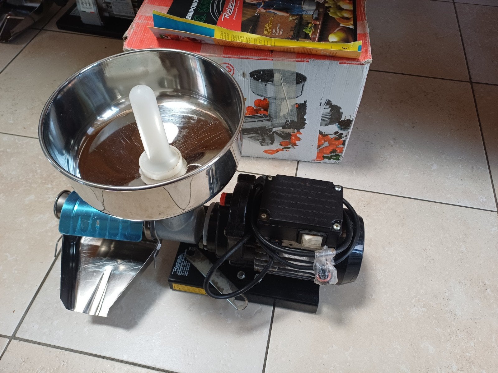 Tomaten persen zelf passata maken, Ophalen, Overige typen, Zo goed als nieuw, Rvs