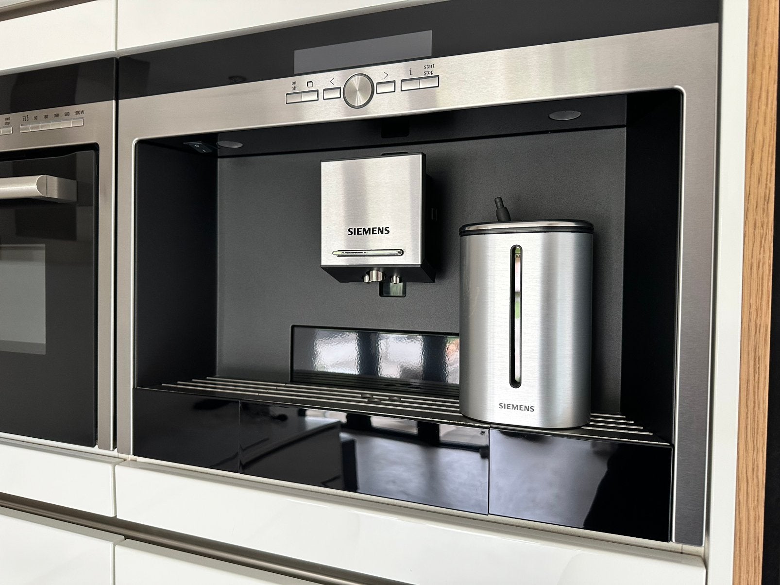 Siemens koffiemachine inbouw, Ophalen, Zo goed als nieuw, Koffiemachine, Gemalen koffie