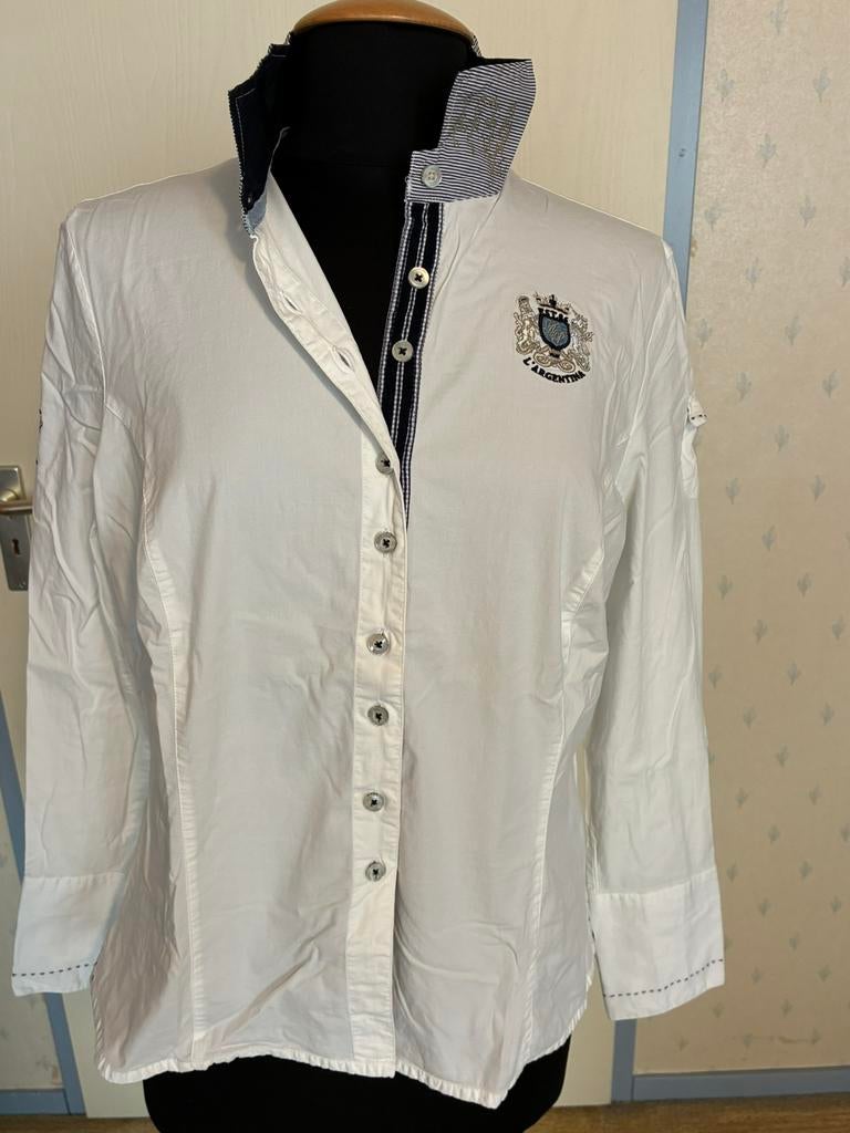 231 L’ argentina blouse in maat 46 wit met blauw accent, Kleding | Dames, Blouses en Tunieken, Verzenden, Zo goed als nieuw, Maat 46/48 (XL) of groter