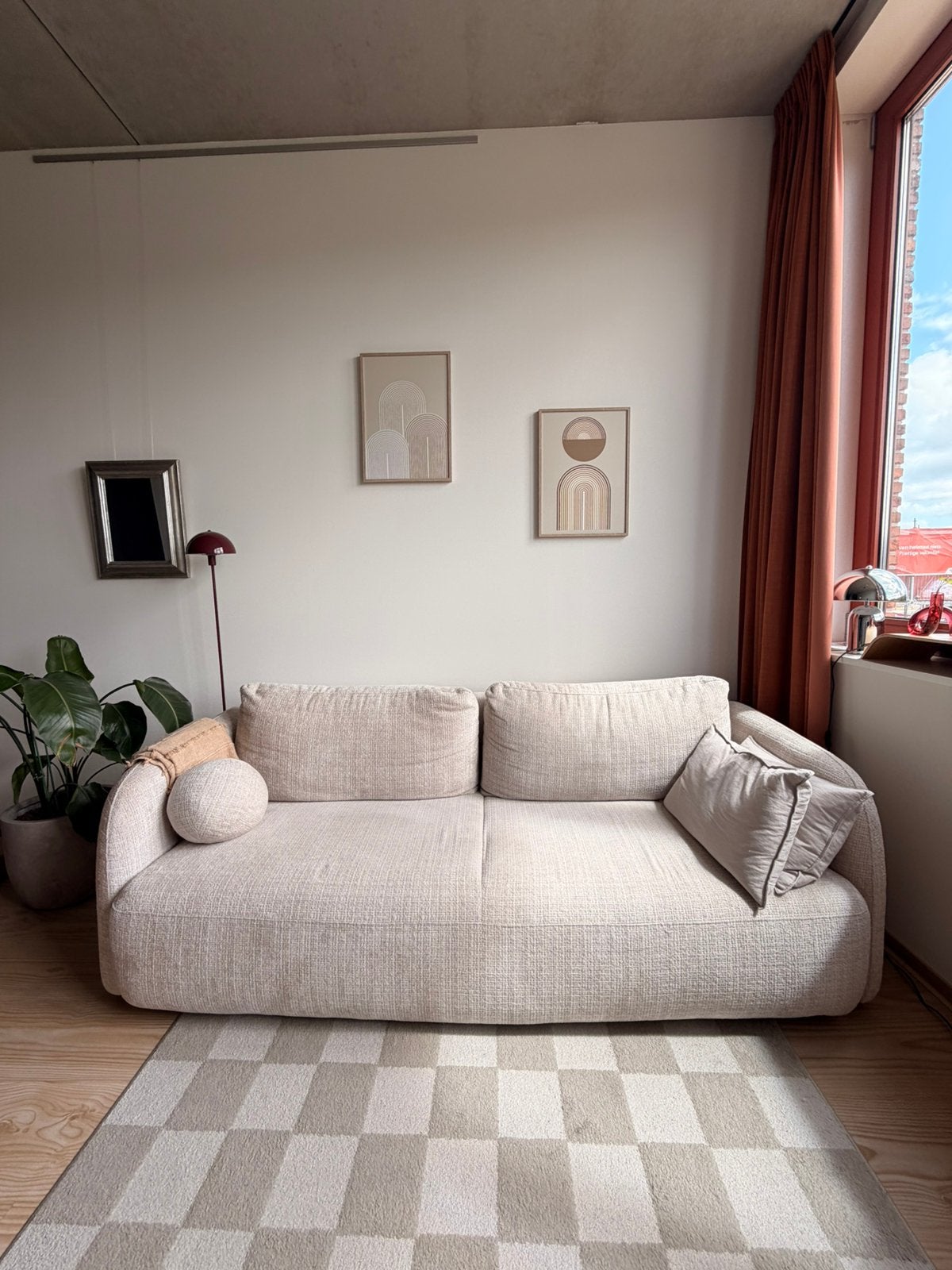 Modern Beige Sofa Bed – Excellent Condition, Ophalen, Modern, Scandinavisch, 100 tot 125 cm, Driepersoons