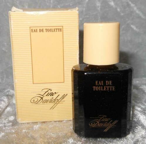 Parfum miniatuur - Davidoff zino + doosje, Ophalen of Verzenden, Zo goed als nieuw, Miniatuur, Gevuld