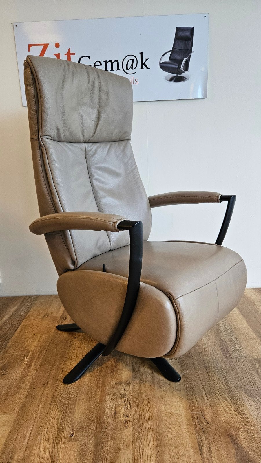 gebruikte sta op stoelen bij Zitgemak in joure, Huis en Inrichting, Fauteuils, Ophalen of Verzenden, Zo goed als nieuw, 75 tot 100 cm