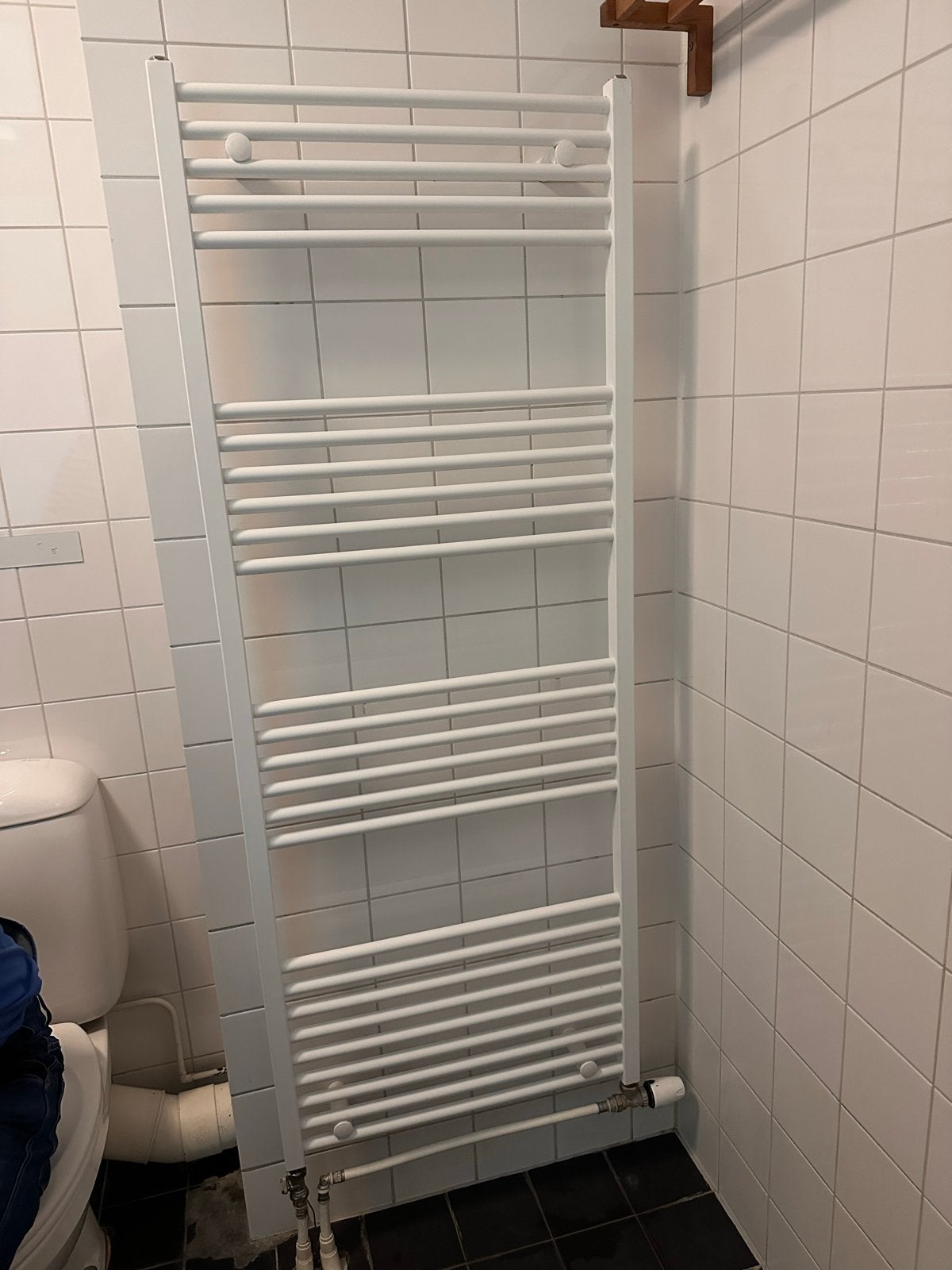 Witte handdoekradiator voor badkamer of toilet, Ophalen, Radiator, Minder dan 60 cm, 80 cm of meer