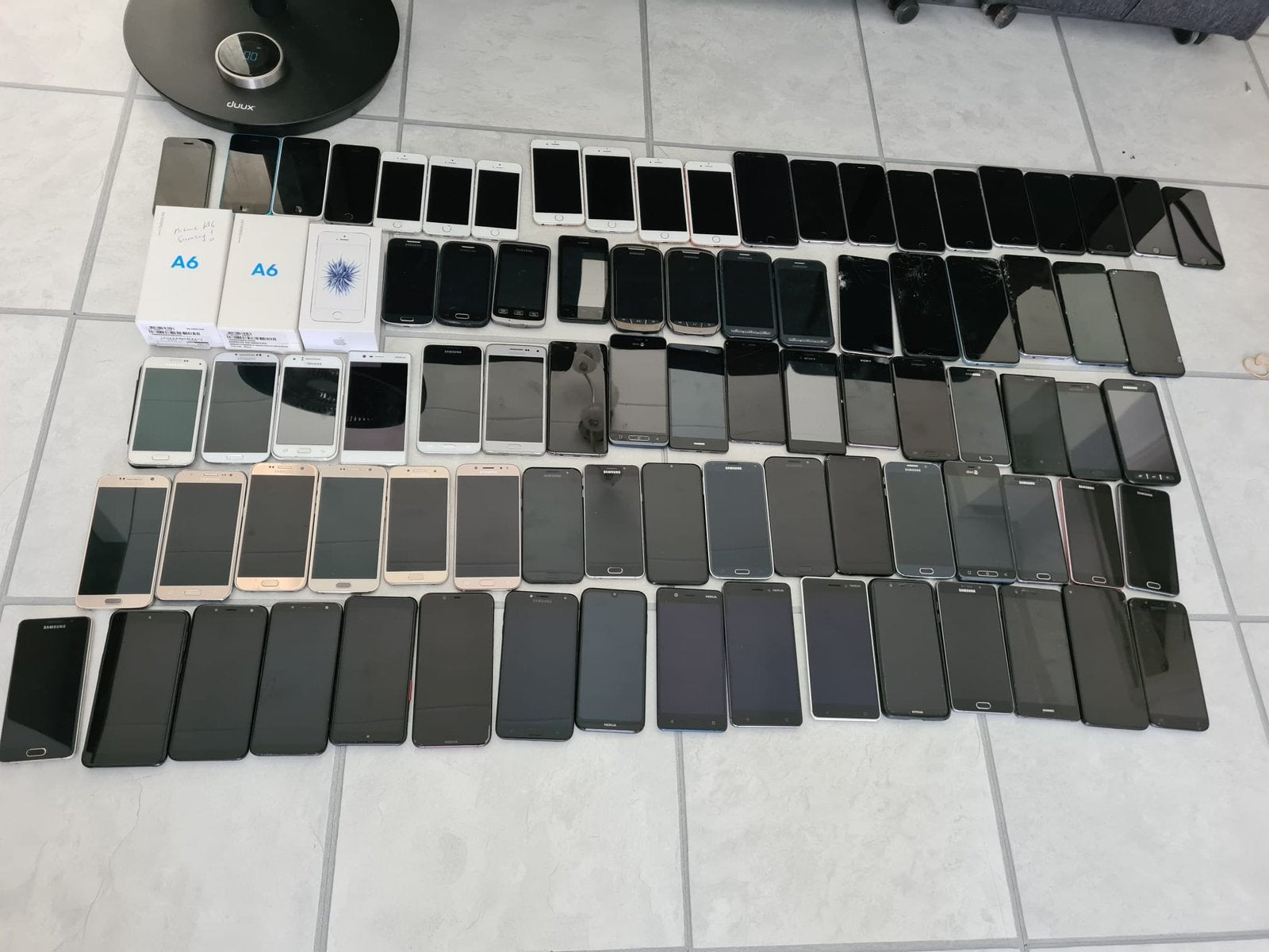 Mooi verschilende smartphones, Ophalen, Zo goed als nieuw