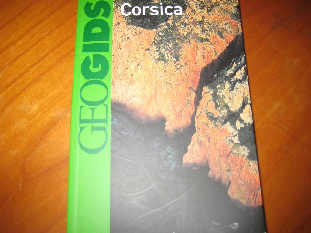 GEO Gids: Corsica, Overige merken, Europa, Ophalen of Verzenden, Zo goed als nieuw
