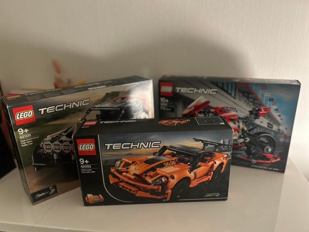 LEGO TECHNIC SETS     42109     42107     42093, Ophalen of Verzenden, Zo goed als nieuw