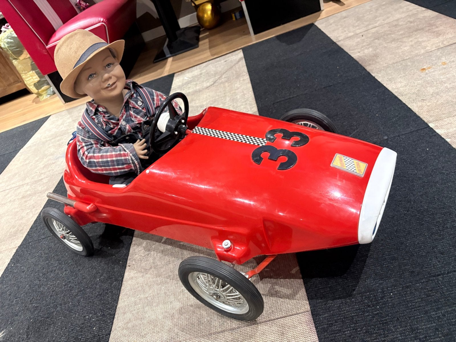 Vintage Ferrari trapauto met nummer 33, Antiek en Kunst, Ophalen of Verzenden