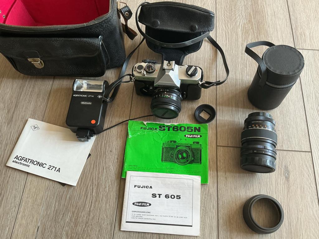 Fujica ST605N Spiegelreflexcamera met accessoires, Ophalen, Gebruikt, Spiegelreflex, Fuji