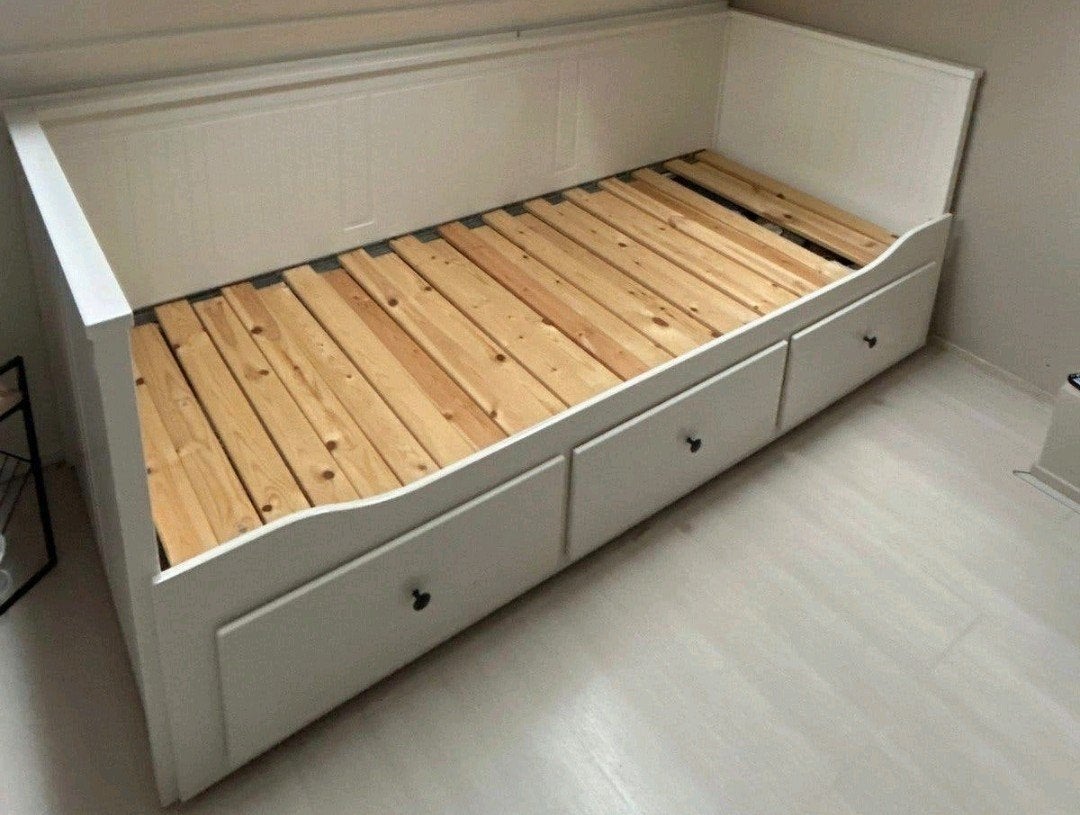 Ikea bed Hemnes met opbergruimte inclusief matras, Huis en Inrichting, Slaapkamer | Bedden, Ophalen, Gebruikt, Wit, Tweepersoons