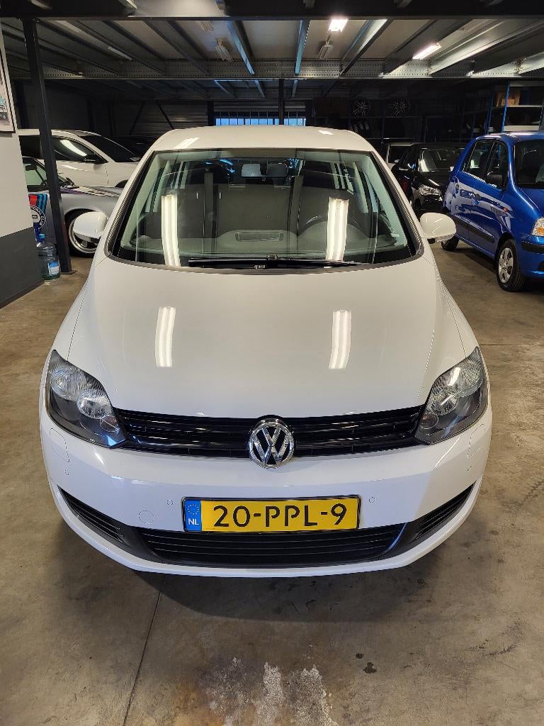 Volkswagen Golf Plus 1.2 TSI  5-Drs. Trendline bj.2011 Wit, Stof, 680 kg, 4 cilinders, 1264 kg
