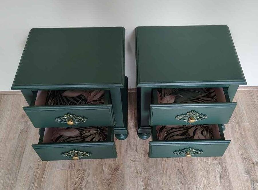 Foto 7 van Luxe set vintage grenen nachtkastjes 2 stuks