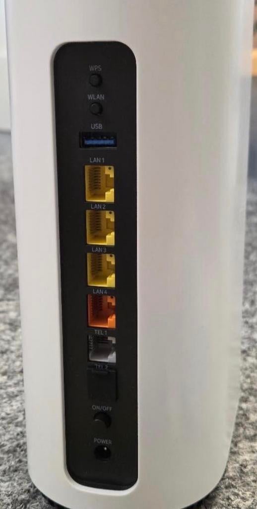 Nokia XS-2426G-B Caiway Glasvezel Router met Modem, Ophalen of Verzenden, Zo goed als nieuw, Router met modem