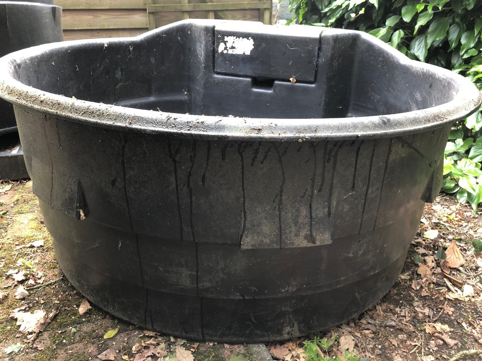 2 stuks gebruikte waterbakken, Ophalen of Verzenden, Zo goed als nieuw