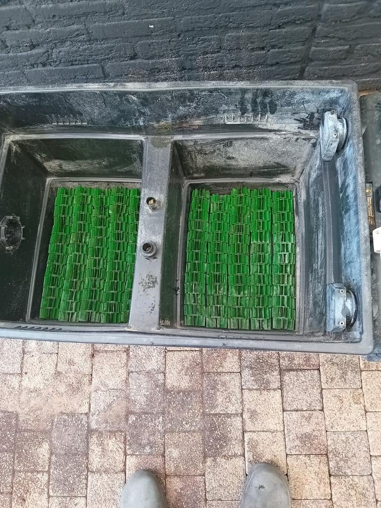 Vijver filter Oase biotec 10 met nieuwe Uf lamp, Tuin en Terras, Vijver-toebehoren, Ophalen of Verzenden, Vijverfilter