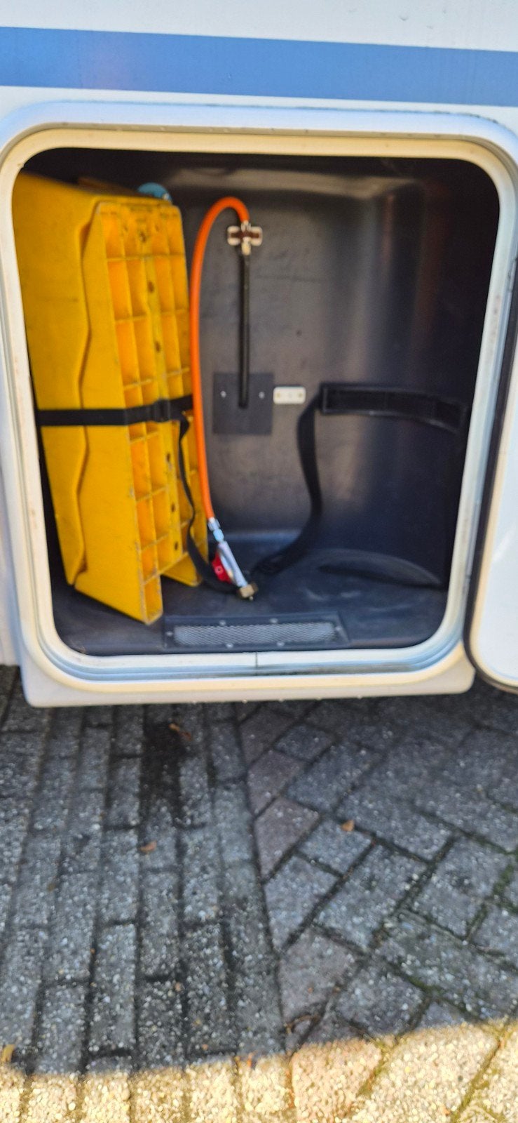 Foto 22 van Adriatik  Stargo 670 SP 2.7 CDI Mercedes 316 | 2005